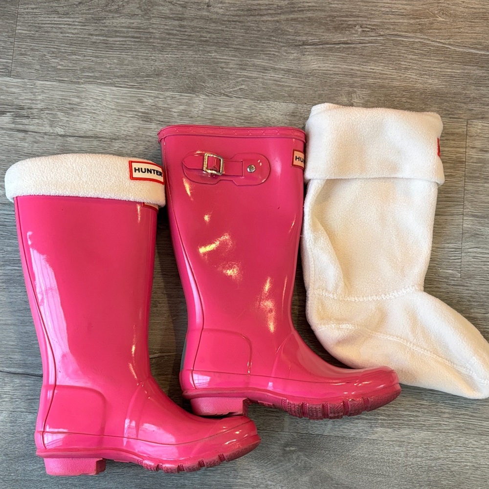 Hunter Kids Fuchsia Rain Boots with Cream Liners